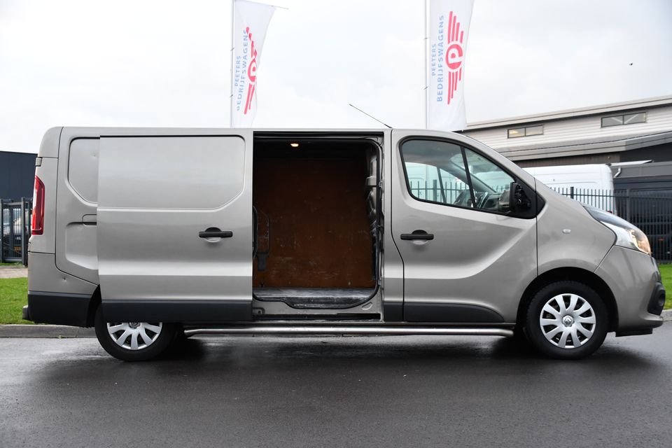 Renault Trafic 1.6 dCi T29 L2H1 DC Turbo2 Energy Cruise, Sensoren, 120PK, Airco, Multimedia, Trekhaak!