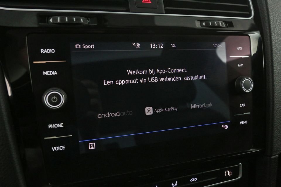 Volkswagen Golf 1.5 TSI 150PK R-Line | Lapiz Blue | Automaat | Pano Carplay LED Clima Cruise Virtual DSG Navi PDC 18''LMV