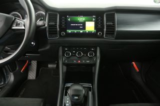 Škoda Kodiaq 1.5 TSI 150PK Automaat Sfeer Clima Camera Carplay Cruise LED Navi PDC 19''LMV Trekhaak