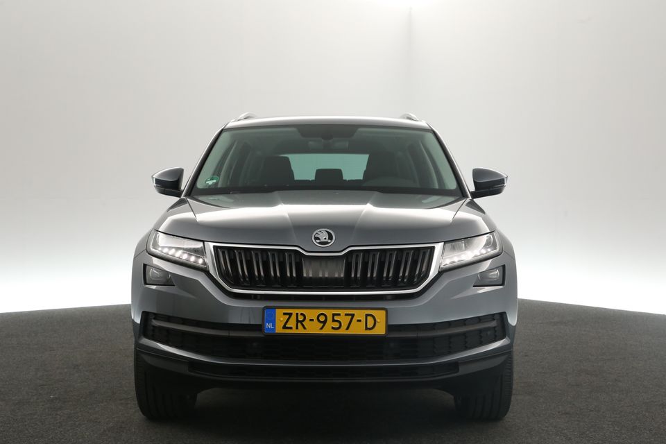 Škoda Kodiaq 1.5 TSI 150PK Automaat Sfeer Clima Camera Carplay Cruise LED Navi PDC 19''LMV Trekhaak