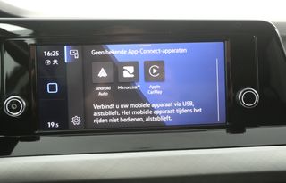 Volkswagen Golf 1.0 eTSI Automaat Sfeer Clima ACC Carplay Virtual 16"LMV LED PDC