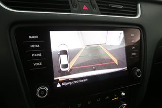 Škoda Octavia 1.0 TSI Sport Clima Carplay Camera LED Cruise Navi PDC 17''LMV Trekhaak