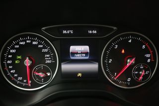 Mercedes-Benz A-Klasse 180 AMG Airco Cruise Navigatie 18"LMV Elektrpakket