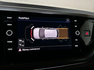 Volkswagen Polo 1.0 TSI R-Line Pano Virtual CarPlay