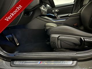 BMW 3 Serie Touring 330e xDrive M Sport Davitgrau Laser Pano