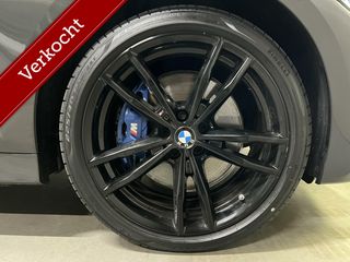 BMW 3 Serie Touring 330e xDrive M Sport Davitgrau Laser Pano