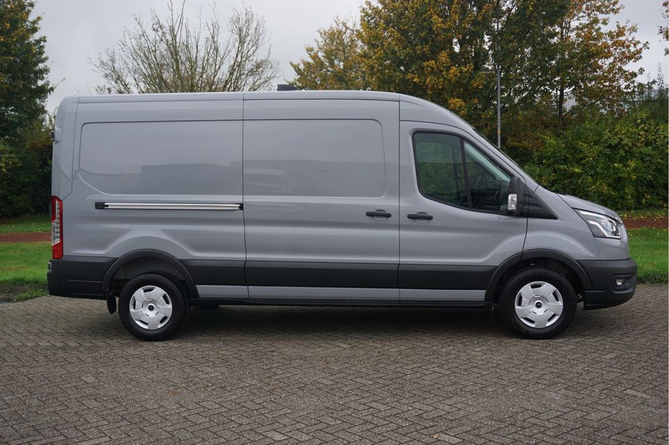 Ford Transit 350L L3H2 Trend AUT-8 165PK MY2024 12" Sync 4 Apple CP/Camera, Cruise, Xenon!! NR. P02*