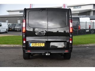 Renault Trafic 2.0 dCi 145 T29 L2H1 Black Edition Camera, Cruise, NAVI, LED, Automaat, 145PK, Sensoren, Trekhaak, Multimedia, UNIEK!