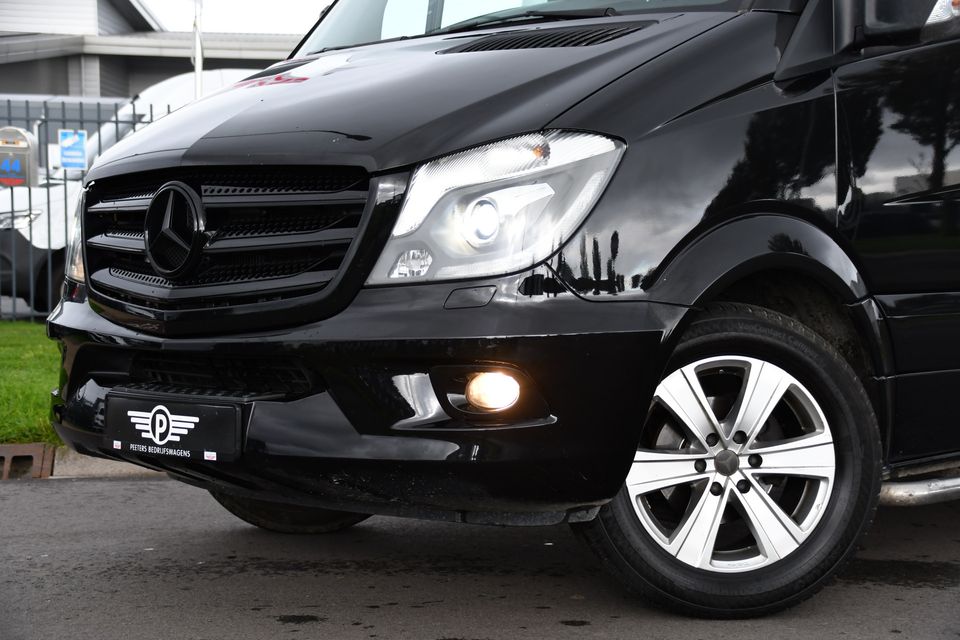 Mercedes-Benz Sprinter 319 3.0 V6 CDI 366 Black Edition Camera, Cruise, 190PK, Automaat, Stoelverwarming, LED, NAVI, Trekhaak, UNIEK!