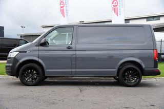 Volkswagen Transporter 2.0 TDI L1H1 PB Edition Cruise, Carplay, Sensoren, Trekhaak, Airco!