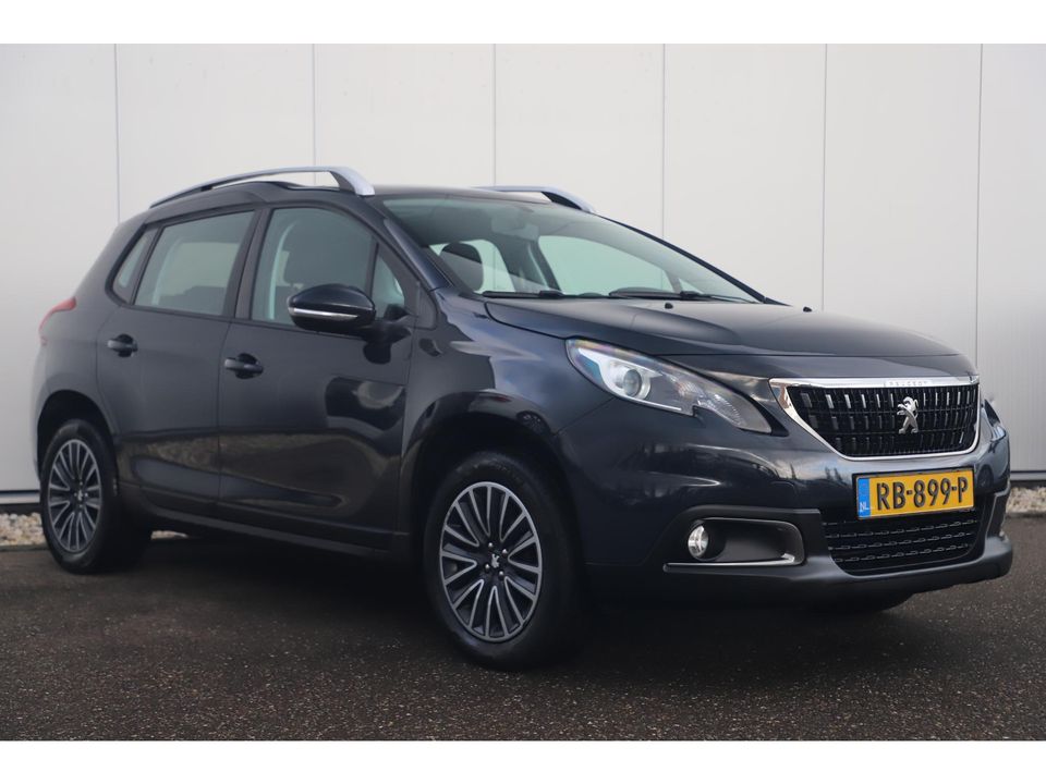 Peugeot 2008 1.2 PureTech Active Panoramadak Trekhaak Radio Bluetooth Airco Cruise Control Elektrische Ramen