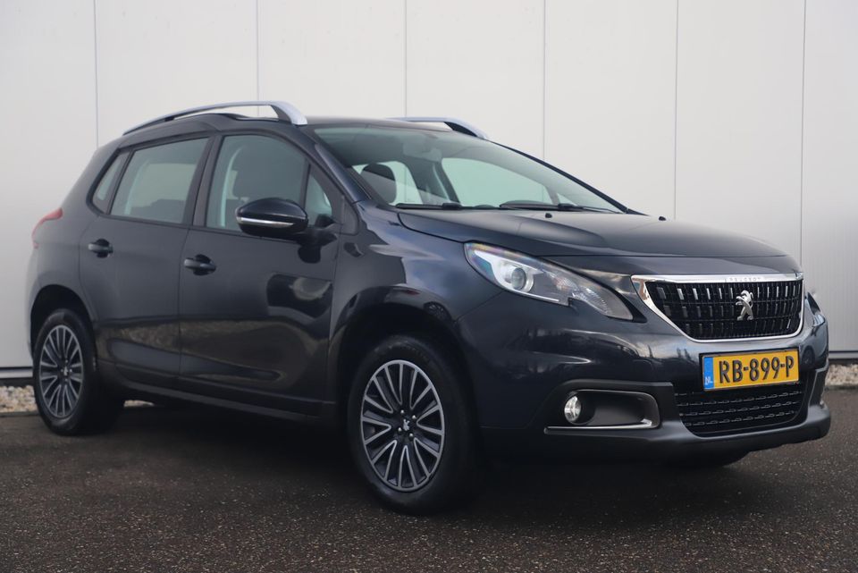 Peugeot 2008 1.2 PureTech Active Panoramadak Trekhaak Radio Bluetooth Airco Cruise Control Elektrische Ramen