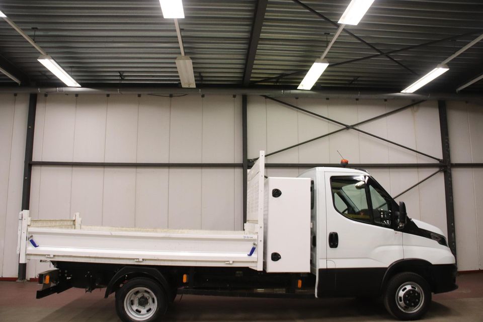 Iveco Daily 35C14 2.3 KIPPER MET 3500 KG TREKVERMOGEN