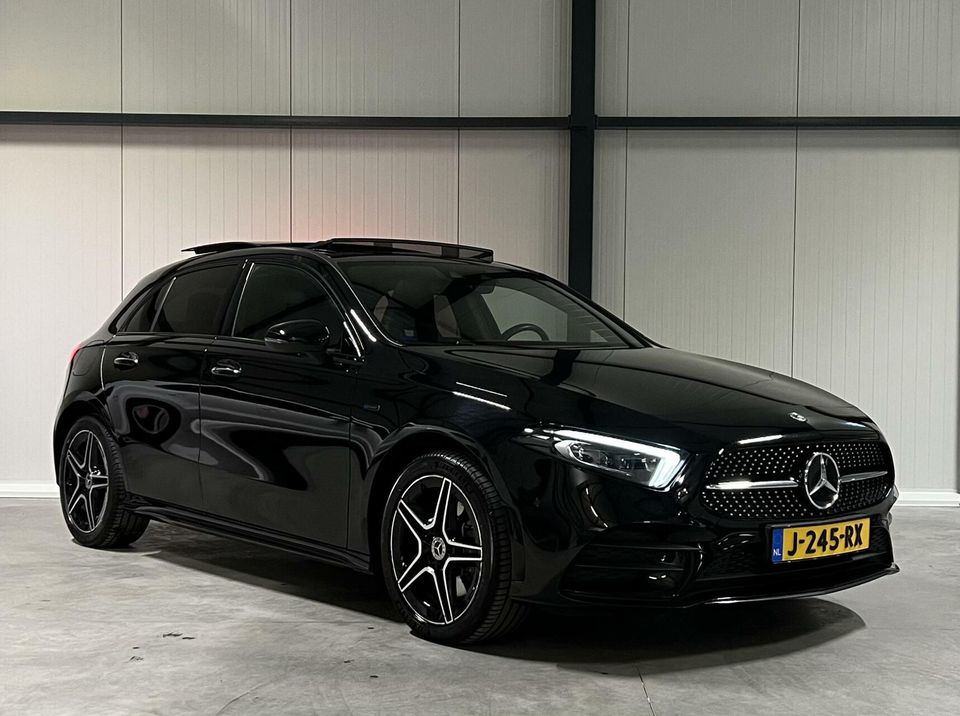 Mercedes-Benz A-Klasse 250 e AMG Premium Plus Pano Sfeer Carplay