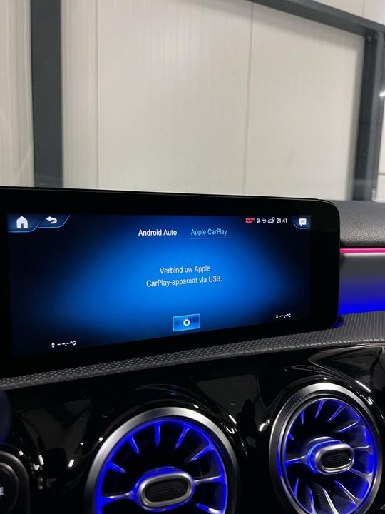 Mercedes-Benz A-Klasse 250 e AMG Premium Plus Pano Sfeer Carplay