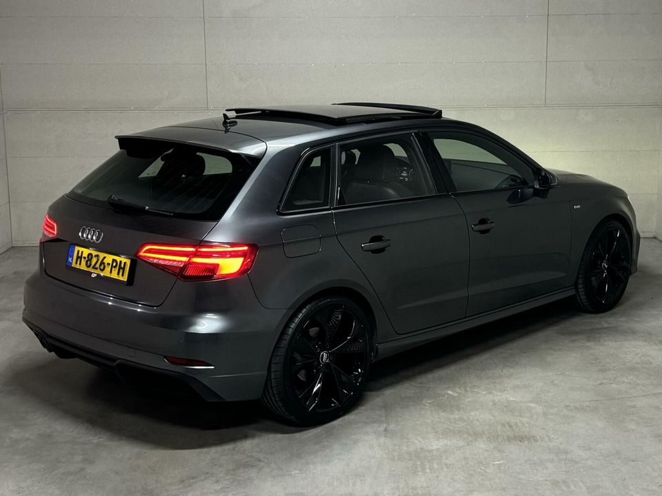 Audi A3 Sportback 35 TFSI 3x S-Line Black Edition Pano NAP