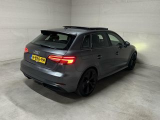 Audi A3 Sportback 35 TFSI 3x S-Line Black Edition Pano NAP