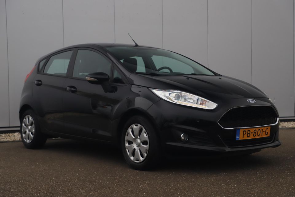 Ford Fiesta 1.5 TDCi Style Ultimate Lease Edition Navigatie Airco Cruise Parkeersensors LED Bluetooth