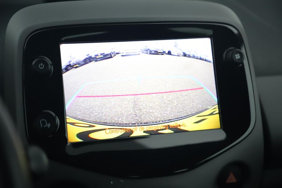 Peugeot 108 1.0 e-VTi Active Carplay Android Navigatie Camera Airco Elektrische Ramen