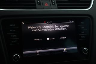 Škoda Octavia Combi 1.0 TSI Sport Business Trekhaak 18 inch RS Sportstoelen Full LED Navigatie Camera Carplay Android Clima Cruise Parkeersensors