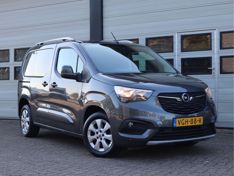 Opel Combo 1.5D 96 kw 131 pk Automaat - Innovation