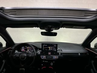 Audi A4 Avant 35 TFSI S-line Black Edition Pano Virtual NAP