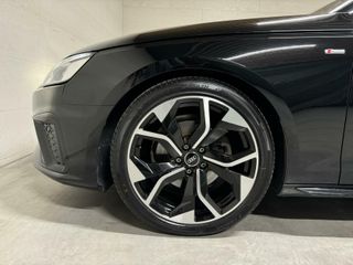 Audi A4 Avant 35 TFSI S-line Black Edition Pano Virtual NAP