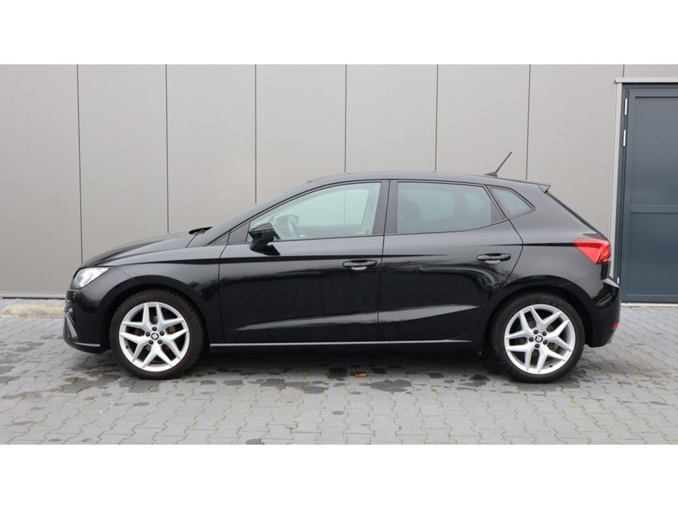 SEAT Ibiza 1.0 TSI FR | Adaptief | FR | Camera | Key less | Apple Android VERKOCHT