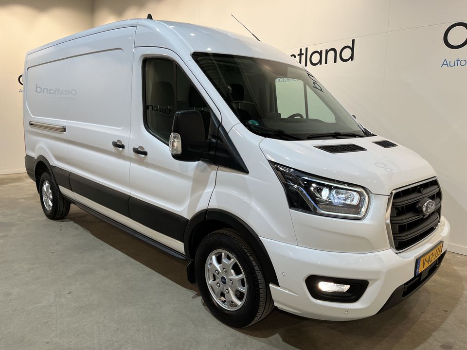 Ford Transit 350 2.0 TDCI L3H2 Limited 130 PK Automaat / Euro 6 / Airco / Cruise Control / CarPlay / PDC / Navigatie / 3-Zits