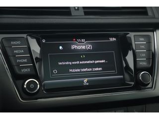 Škoda Fabia Combi 1.0 TSI Business Edition 95PK Trekhaak Panoramadak Navigatie Clima Bluetooth Carplay Android Stoelverwarming Getint Glas 16 inch LMV