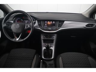 Opel Astra 1.2 Edition 110PK 16 inch LMV Navigatie Carplay Android Bluetooth Clima Cruise Parkeersensor