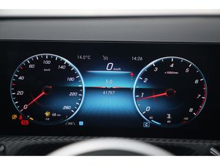 Mercedes-Benz A-Klasse 160 Business Solution Widescreen Full LED Navigatie Camera Clima Lane Assist Cruise Parkeersensors Carplay Android 16 inch LMV Stoelverwarming