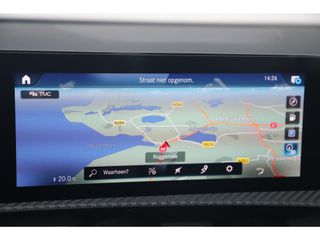 Mercedes-Benz A-Klasse 160 Business Solution Widescreen Full LED Navigatie Camera Clima Lane Assist Cruise Parkeersensors Carplay Android 16 inch LMV Stoelverwarming