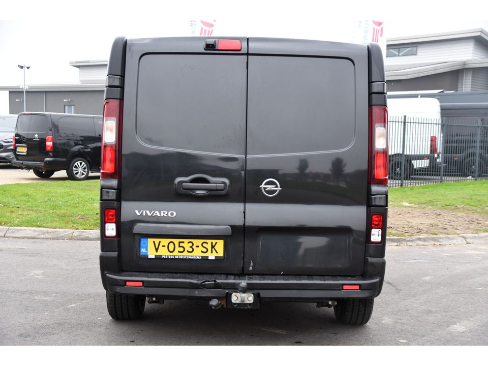 Opel Vivaro 1.6 CDTI L2H1 DC Black Edition Camera, Cruise, Sensoren, 95PK, NAVI, Airco, UNIEK!