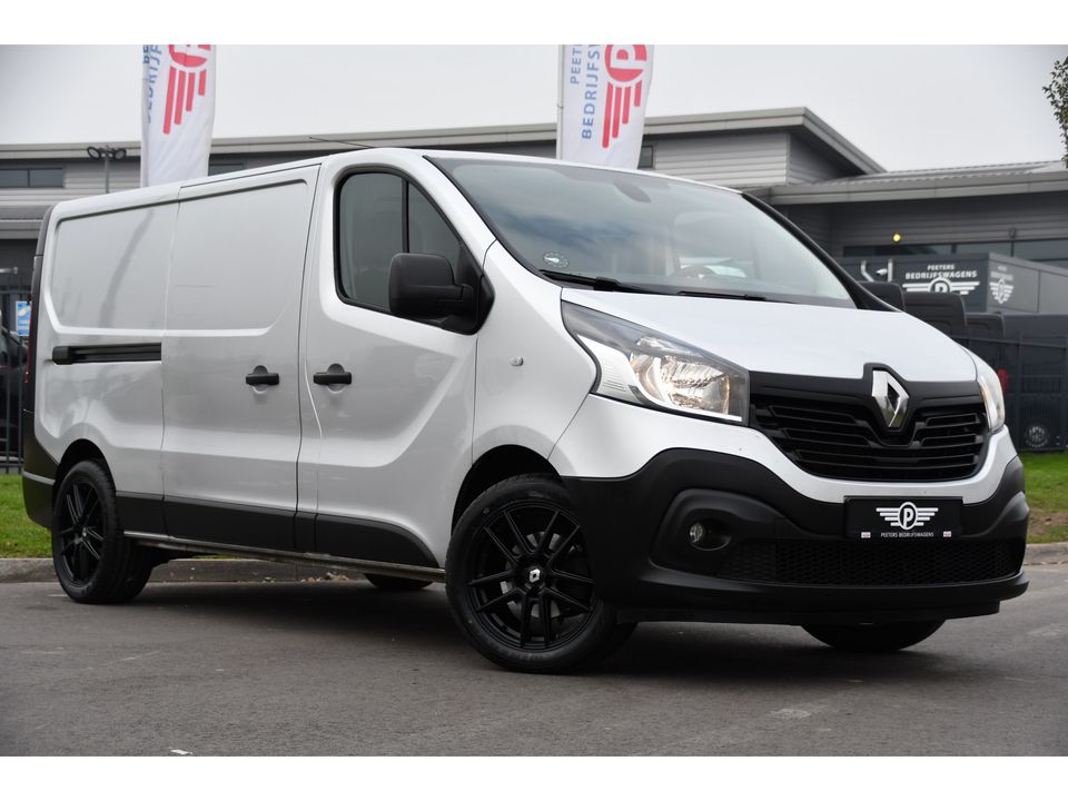 Renault Trafic 1.6 dCi T29 L2H1 Luxe PB Edition Camera, Cruise, 145PK, 2 x Schuifdeur, NAVI, Multimedia, Trekhaak, Sensoren, Airco, UNIEK!