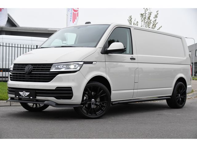 Volkswagen Transporter 2.0 TDI L2H1 30 Bulli Edition Camera, Cruise, Carplay, LED, Automaat, Sensoren, Multimedia, UNIEK!