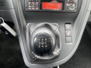 Mercedes-Benz Citan 108 CDI BlueEFFICIENCY Business Professional / vaste prijs rijklaar € 9.950 ex btw / lease vanaf € 200 / airco / ramen rondom / zilver metallic / pdc achter !