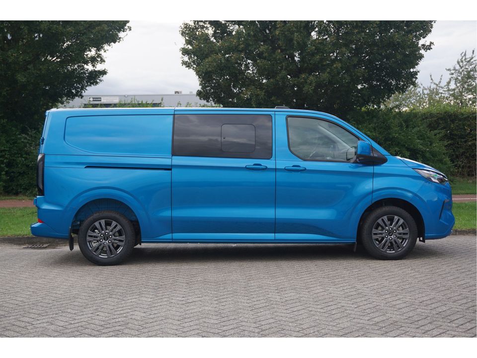 Ford Transit Custom 320L 170PK DC Limited AUT MY2024 Navi, ACC, Trekhaak, 360° Cam, 17" LM, 2x Schuifdeur!! NR. 248