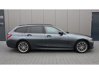 BMW 3 Serie Touring 330i | 256PK | Adaptieve cruise | M Sport stuur | Sportline