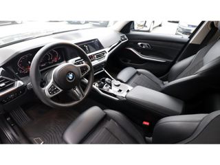 BMW 3 Serie Touring 330i | 256PK | Adaptieve cruise | M Sport stuur | Sportline