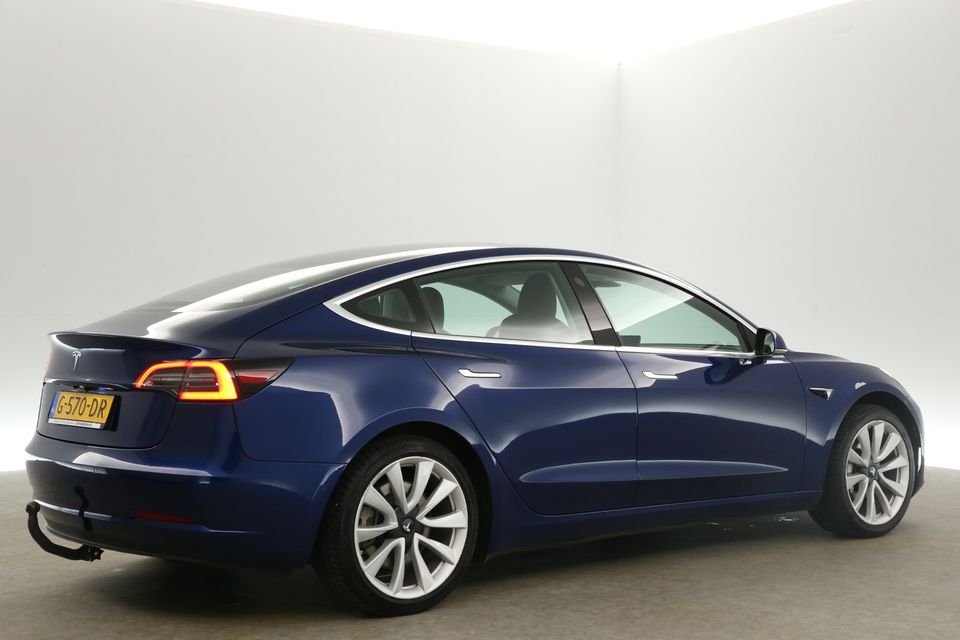 Tesla Model 3 Standard RWD Plus 60 kWh 238PK Autopilot Pano Trekhaak Automaat Camera Clima Dashcam LED Navi PDC Virtual  Leder 19"LMV