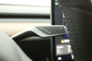 Tesla Model 3 Standard RWD Plus 60 kWh 238PK Autopilot Pano Trekhaak Automaat Camera Clima Dashcam LED Navi PDC Virtual  Leder 19"LMV