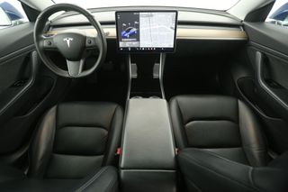 Tesla Model 3 Standard RWD Plus 60 kWh 238PK Autopilot Pano Trekhaak Automaat Camera Clima Dashcam LED Navi PDC Virtual  Leder 19"LMV