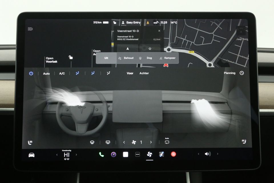 Tesla Model 3 Standard RWD Plus 60 kWh 238PK Autopilot Pano Trekhaak Automaat Camera Clima Dashcam LED Navi PDC Virtual  Leder 19"LMV