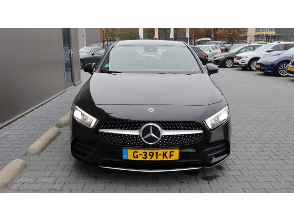 Mercedes-Benz A-Klasse 180 Bns Solution AMG | Camera | Wide screen | Lane Assist