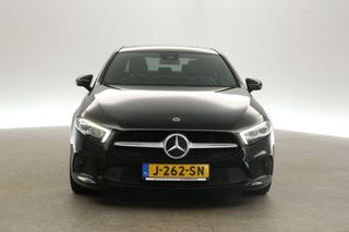 Mercedes-Benz A-Klasse 180 AMG Automaat Clima Cruise Virtual Navi LED PDC Stoelverwarming 18"LMV