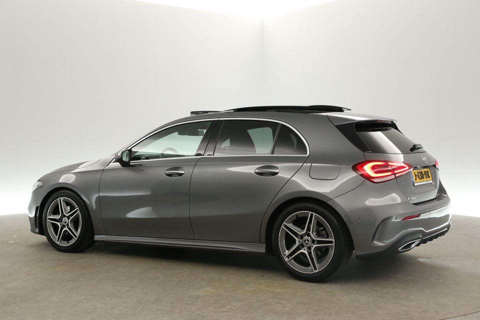 Mercedes-Benz A-Klasse 180 AMG Automaat Pano Sfeerverl. Camera Clima Virtual LED Cruise Navi Memory-Seats PDC 18''LMV