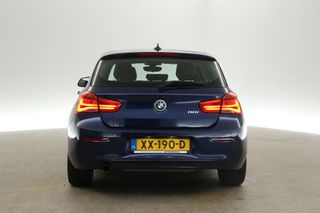 BMW 1-serie 118i Sport Line Automaat Clima Cruise Navi PDC LED 16''LMV