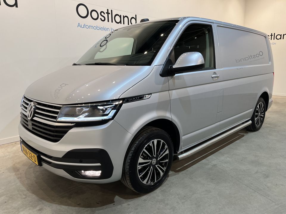 Volkswagen Transporter 2.0 TDI L1H1 Bulli 150 PK Automaat / Euro 6 / CarPlay / Camera / Leder / Trekhaak / Airco / Cruise Control / LMV / Navigatie