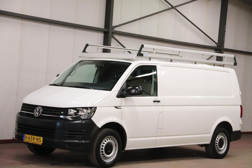 Volkswagen Transporter 2.0 TDI L2H1 LANG MET IMPERIAAL en TREKHAAK